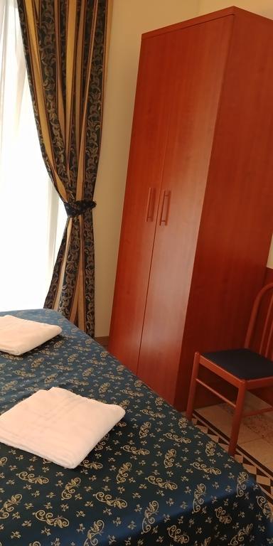 La Dea Di Roma Panzió Kültér fotó